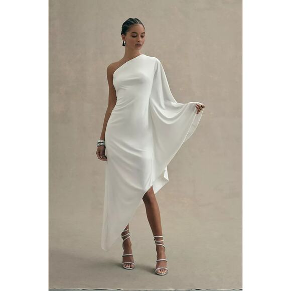 Mac Duggal Dresses & Skirts - Ieena Mac Duggal Grecian One Shoulder Chiffon Cape Sleeve Asymmetrical Dress
